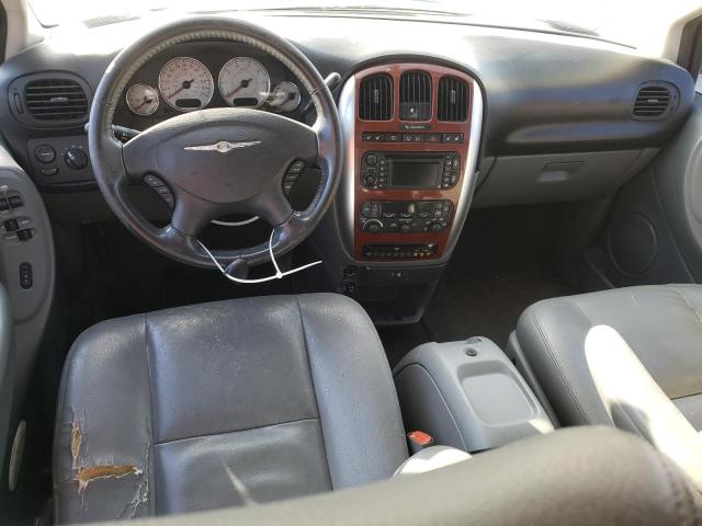 Photo 8 from auction – 2005 CHRYSLER TOWN & COU with VIN 2C4GP64L45R238089