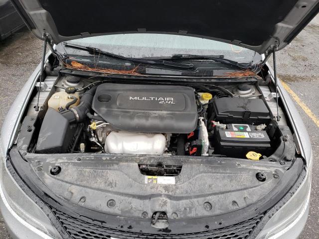 Photo 11 from auction – 2015 CHRYSLER 200 S with VIN 1C3CCCBB1FN731282