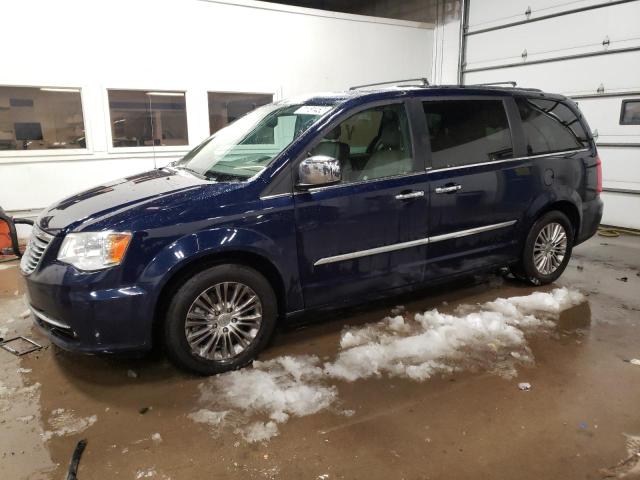 Photo 1 from auction – 2013 CHRYSLER TOWN & COU with VIN 2C4RC1CG2DR621751