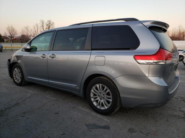 Photo 2 from auction – 2011 TOYOTA SIENNA XLE with VIN 5TDYK3DC0BS160222