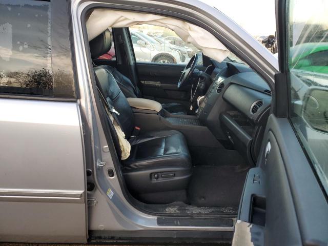 Photo 11 from auction – 2010 HONDA PILOT TOUR with VIN 5FNYF3H89AB004175