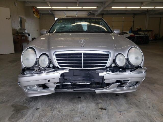 Photo 5 from auction – 2002 MERCEDES-BENZ E 430 with VIN WDBJF70J92B454791