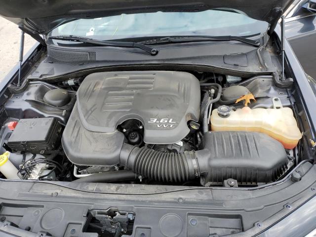 Photo 11 from auction – 2017 CHRYSLER 300 LIMITE with VIN 2C3CCAAG5HH538663
