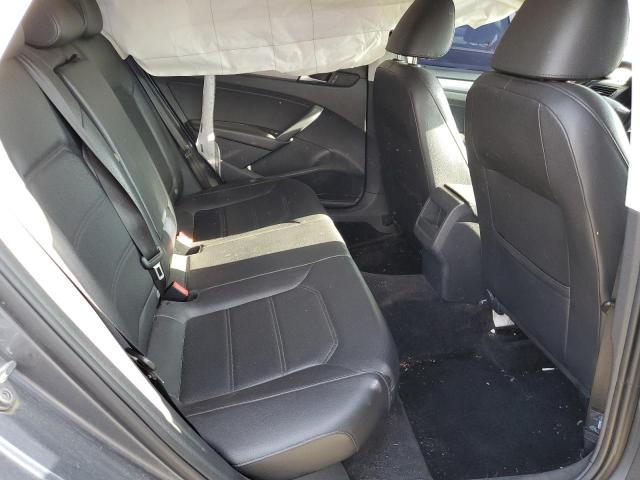 Photo 10 from auction – 2015 VOLKSWAGEN PASSAT S with VIN 1VWAT7A30FC047658