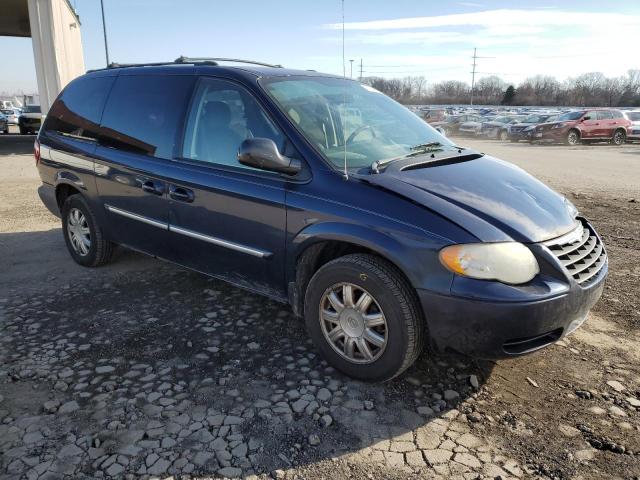 Photo 4 from auction – 2005 CHRYSLER TOWN & COU with VIN 2C4GP54L55R269698