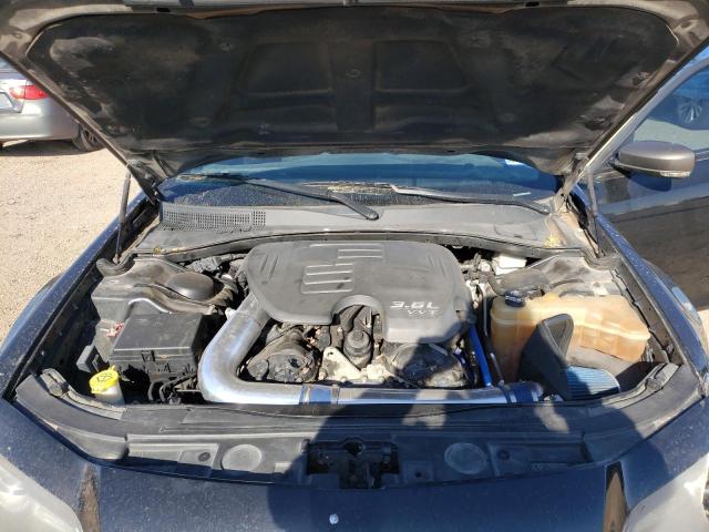 Photo 11 from auction – 2013 CHRYSLER 300C VARVA with VIN 2C3CCADG3DH743842
