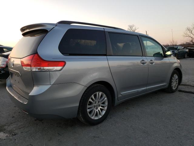 Photo 3 from auction – 2011 TOYOTA SIENNA XLE with VIN 5TDYK3DC0BS160222