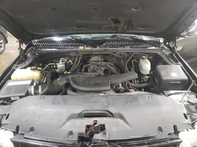 Photo 12 from auction – 2004 CHEVROLET SUBURBAN K with VIN 3GNFK16Z84G154089
