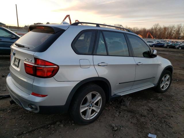 Photo 3 from auction – 2011 BMW X5 XDRIVE3 with VIN 5UXZW0C50BL655823