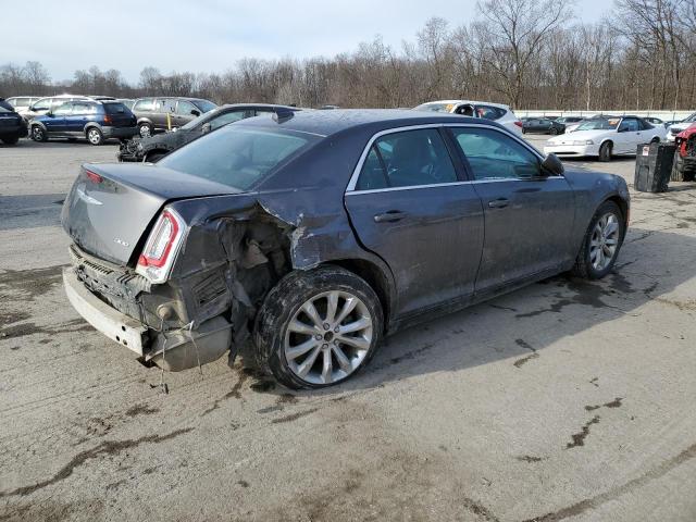 Photo 3 from auction – 2017 CHRYSLER 300 LIMITE with VIN 2C3CCARGXHH655658