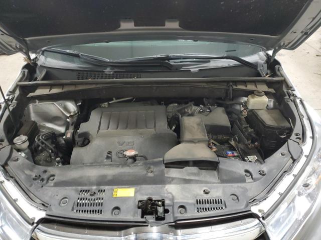 Photo 12 from auction – 2016 TOYOTA HIGHLANDER with VIN 5TDDKRFH2GS271789