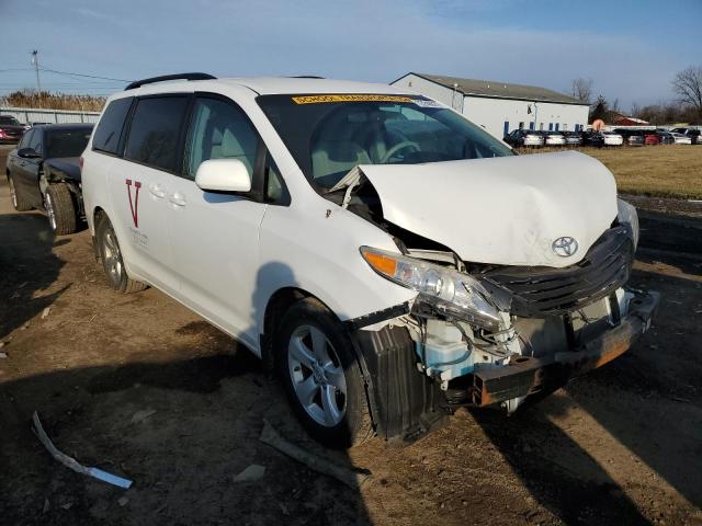 Photo 4 from auction – 2014 TOYOTA SIENNA LE with VIN 5TDKK3DC4ES471372
