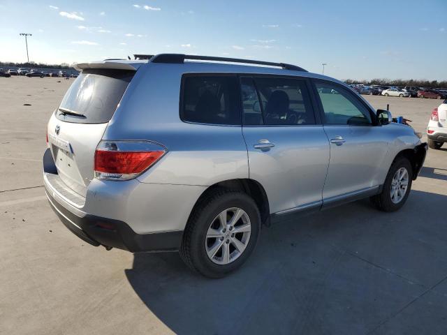 Photo 3 from auction – 2012 TOYOTA HIGHLANDER with VIN 5TDBK3EH7CS129289