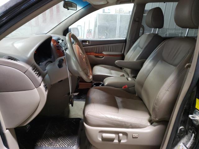 Photo 7 from auction – 2010 TOYOTA SIENNA XLE with VIN 5TDYK4CC0AS342475