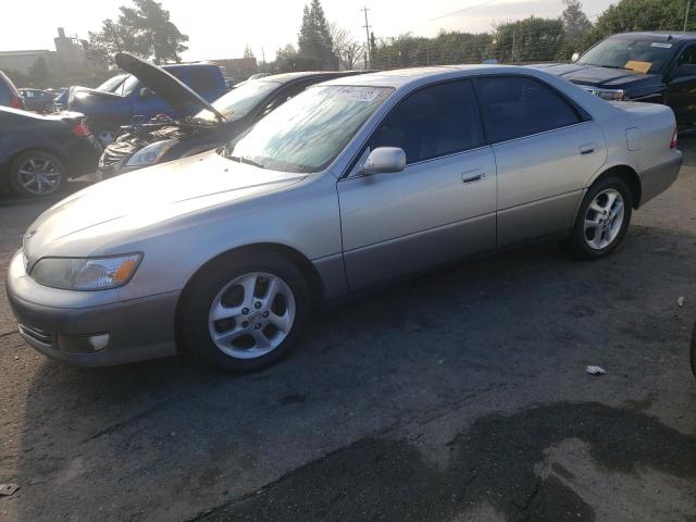 LEXUS ES 300 2000 with VIN JT8BF28G4Y5088875 - Photo from auction