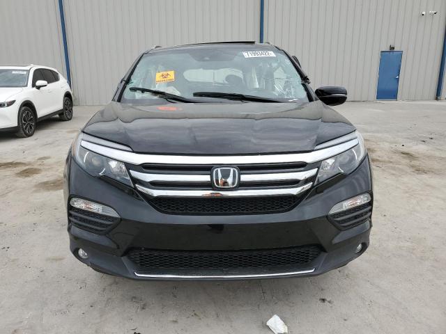 Photo 5 from auction – 2017 HONDA PILOT TOUR with VIN 5FNYF5H91HB027660