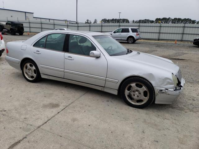 Photo 4 from auction – 2000 MERCEDES-BENZ E 430 with VIN WDBJF70J8YA974060