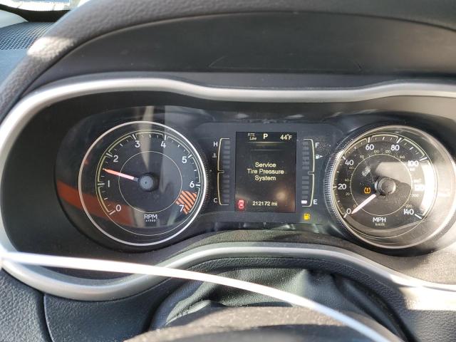 Photo 9 from auction – 2014 JEEP CHEROKEE L with VIN 1C4PJLCB2EW249074