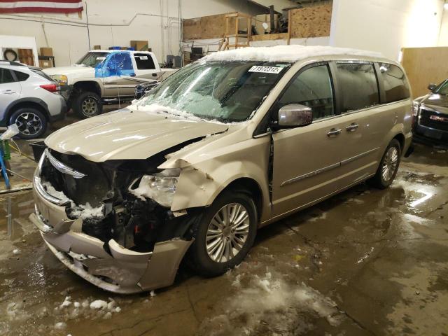 CHRYSLER TOWN & COU 2013 with VIN 2C4RC1GG6DR512302 - Photo from auction