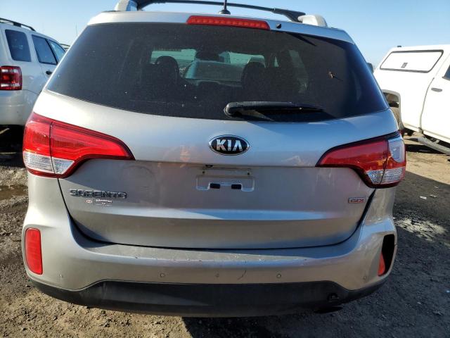 Photo 6 from auction – 2015 KIA SORENTO LX with VIN 5XYKT4A60FG641002