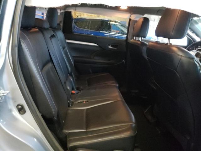 Photo 11 from auction – 2016 TOYOTA HIGHLANDER with VIN 5TDJKRFH2GS258219