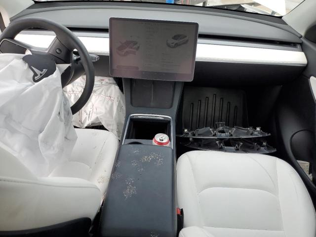 Photo 8 from auction – 2022 TESLA MODEL Y with VIN 7SAYGDEE9NF376153