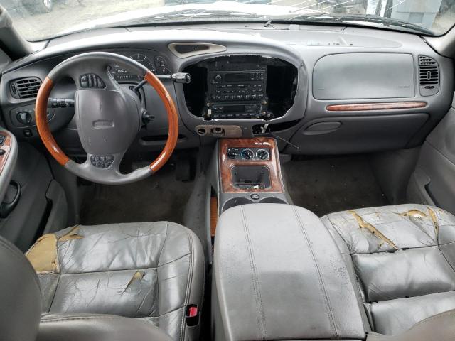Zdjęcie 8 z aukcji – 2000 LINCOLN NAVIGATOR z VIN 5LMPU28A3YLJ12208