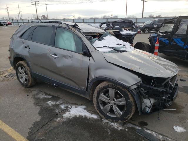 Photo 4 from auction – 2013 KIA SORENTO EX with VIN 5XYKUDA22DG401084
