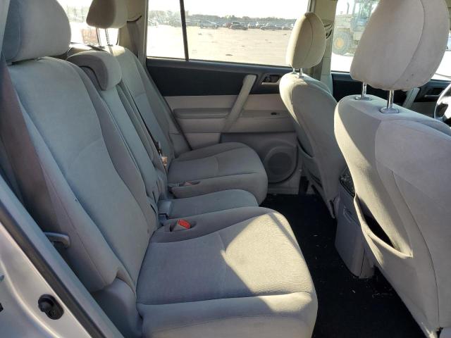 Photo 11 from auction – 2012 TOYOTA HIGHLANDER with VIN 5TDBK3EH7CS129289