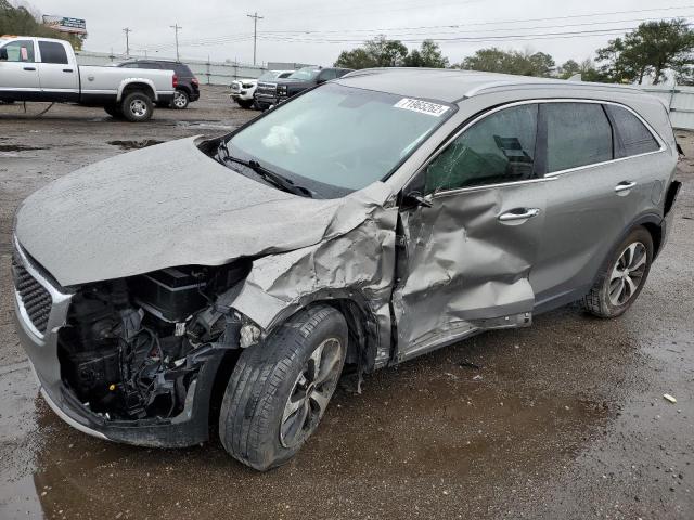 KIA SORENTO EX 2017 with VIN 5XYPH4A53HG200062 - Photo from auction