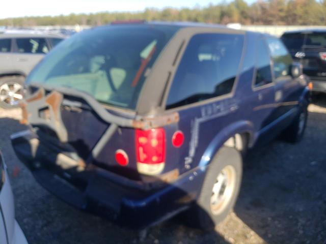 Photo 3 from auction – 2002 CHEVROLET BLAZER with VIN 1GNCT18W82K221136