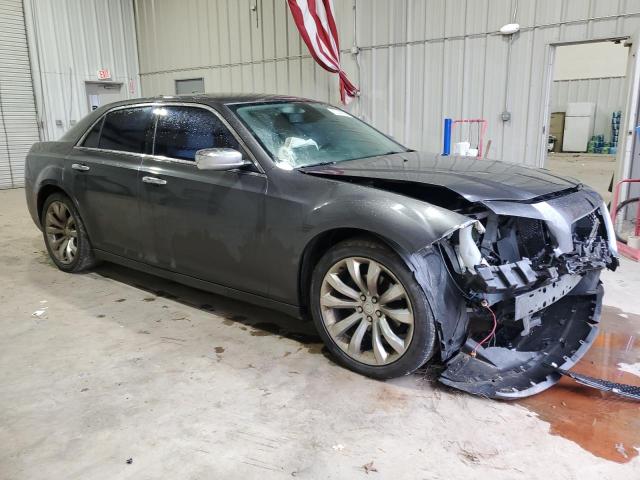 Photo 4 from auction – 2018 CHRYSLER 300 LIMITE with VIN 2C3CCAEG3JH136818