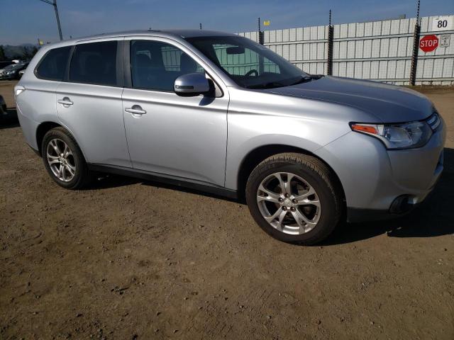 Photo 4 from auction – 2014 MITSUBISHI OUTLANDER with VIN JA4AD3A39EZ004998