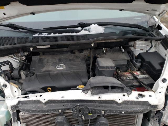 Photo 11 from auction – 2011 TOYOTA SIENNA XLE with VIN 5TDYK3DCXBS053646