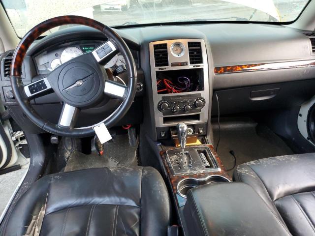 Photo 8 from auction – 2010 CHRYSLER 300C with VIN 2C3CA6CT7AH114212