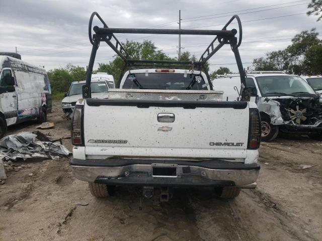 Photo 6 from auction – 2004 CHEVROLET SILVERADO with VIN 2GCEK19T141268956