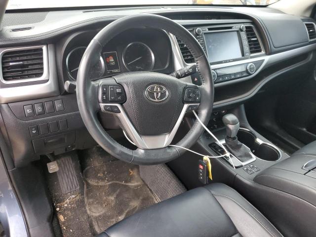 Photo 8 from auction – 2017 TOYOTA HIGHLANDER with VIN 5TDKZRFH9HS199607