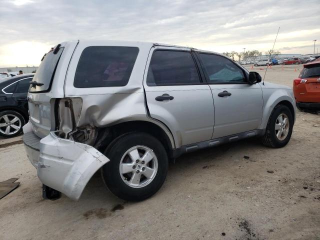 Photo 3 from auction – 2010 FORD ESCAPE XLS with VIN 1FMCU0C76AKA72137