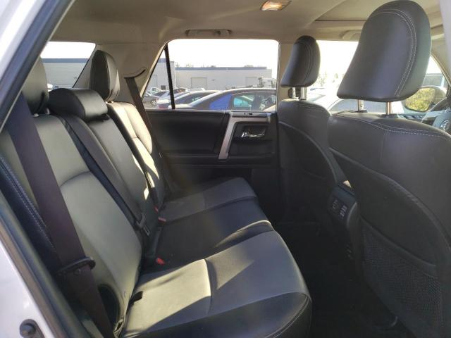 Photo 11 from auction – 2016 TOYOTA 4RUNNER SR with VIN JTEBU5JR2G5390535