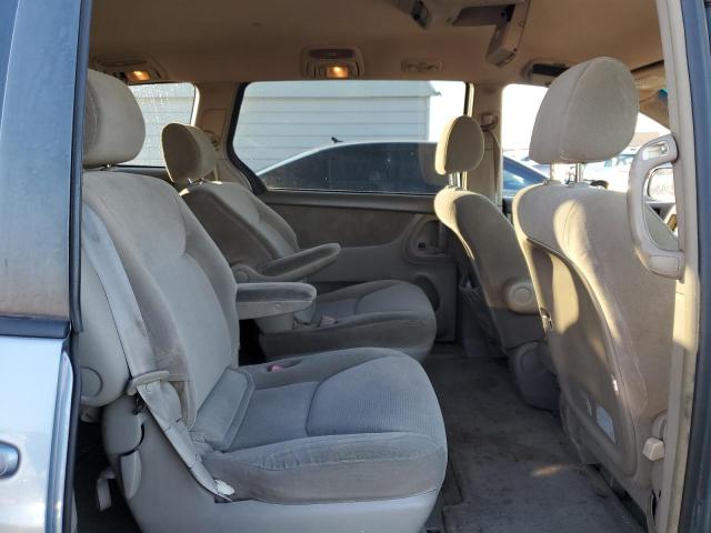 Photo 10 from auction – 2004 TOYOTA SIENNA CE with VIN 5TDZA23C74S074475