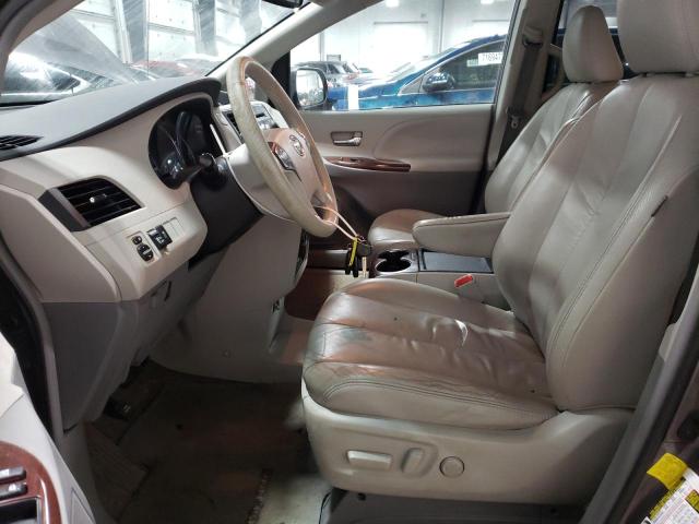 Photo 7 from auction – 2011 TOYOTA SIENNA XLE with VIN 5TDYK3DC5BS143254