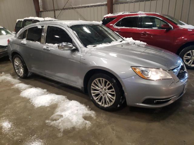 Photo 4 from auction – 2013 CHRYSLER 200 LIMITE with VIN 1C3CCBCGXDN711226