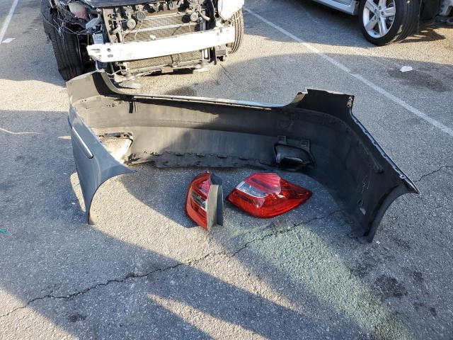 Photo 12 from auction – 2014 HYUNDAI GENESIS 3. with VIN KMHGC4DD9EU262685