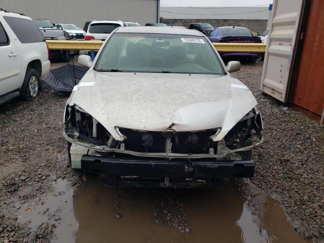 Photo 5 from auction – 2004 TOYOTA CAMRY LE with VIN 4T1BF30KX4U573685
