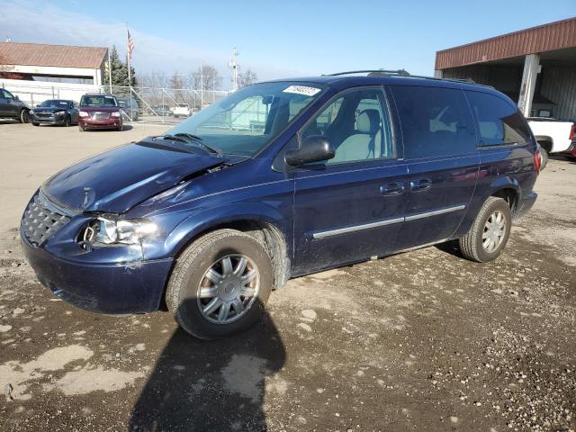 Photo 1 from auction – 2005 CHRYSLER TOWN & COU with VIN 2C4GP54L55R269698