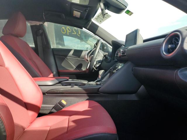 Photo 5 from auction – 2022 LEXUS IS 300 with VIN JTHAA1D28N5122598