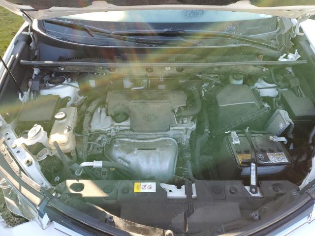 Photo 12 from auction – 2018 TOYOTA RAV4 LE with VIN JTMBFREV0JJ725142