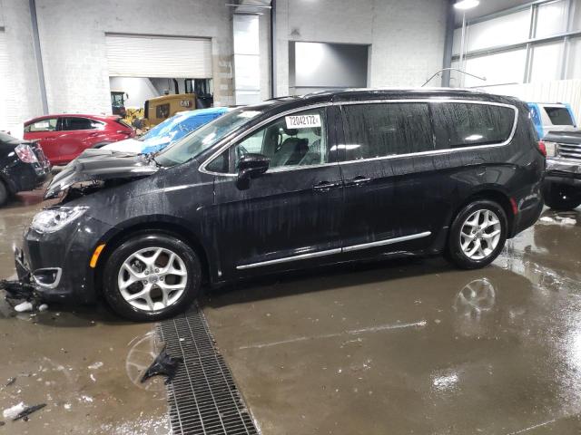 CHRYSLER PACIFICA T 2019 with VIN 2C4RC1EG5KR541712 - Photo from auction