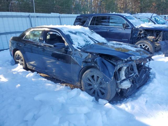 Photo 4 from auction – 2016 CHRYSLER 300 LIMITE with VIN 2C3CCARG7GH208896