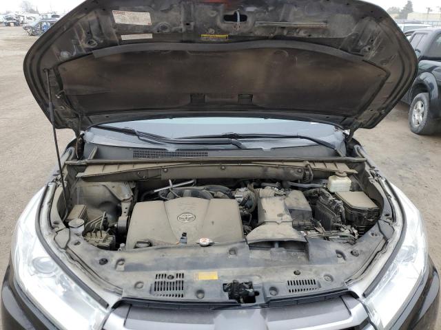 Foto 11 de la subasta – 2018 TOYOTA HIGHLANDER con VIN 5TDJZRFH1JS907396